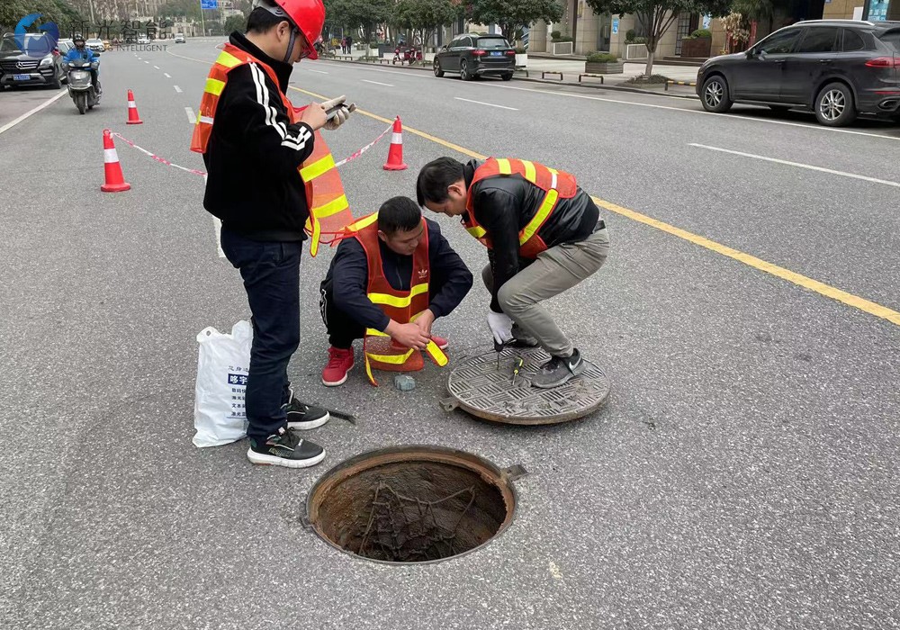 井蓋監(jiān)控案例-梅溪湖項目圖5 井蓋監(jiān)控案例-梅溪湖項目圖5