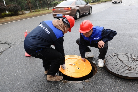 智能電子鎖井蓋優(yōu)勢(shì)-新光智能 智能電子鎖井蓋優(yōu)勢(shì)-新光智能