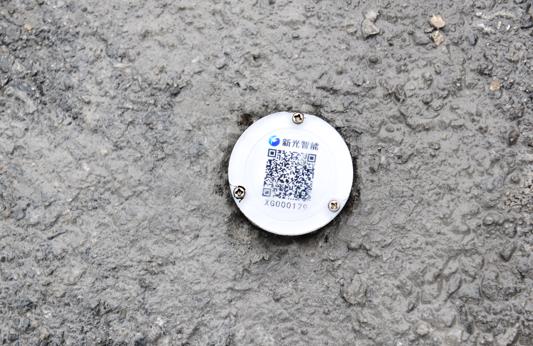 給窨井蓋加“智慧芯”！智能井蓋讓城市更安全