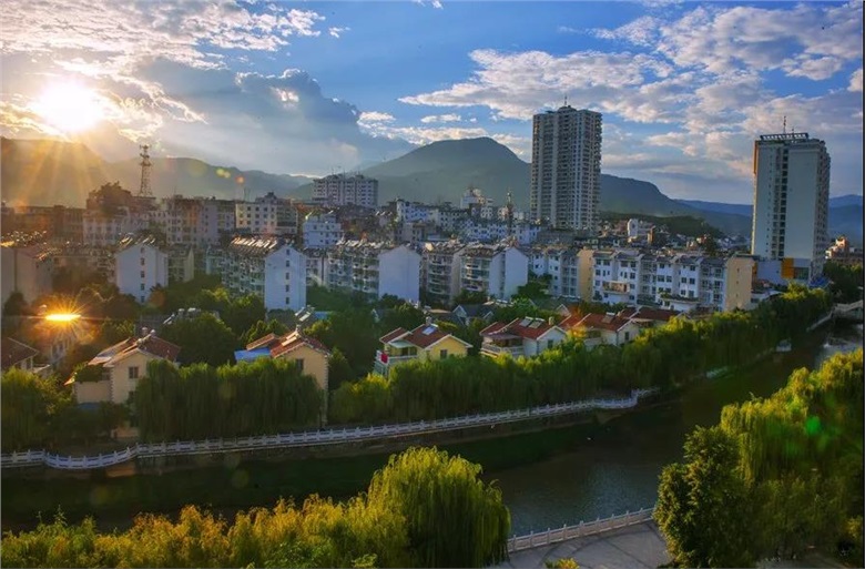 縣域智慧城市建設(shè)，套用大城市行嗎？